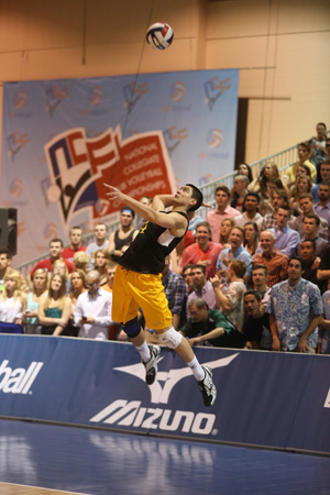 Oshkosh Volleyball - 2014 Wesley Morioka Serve